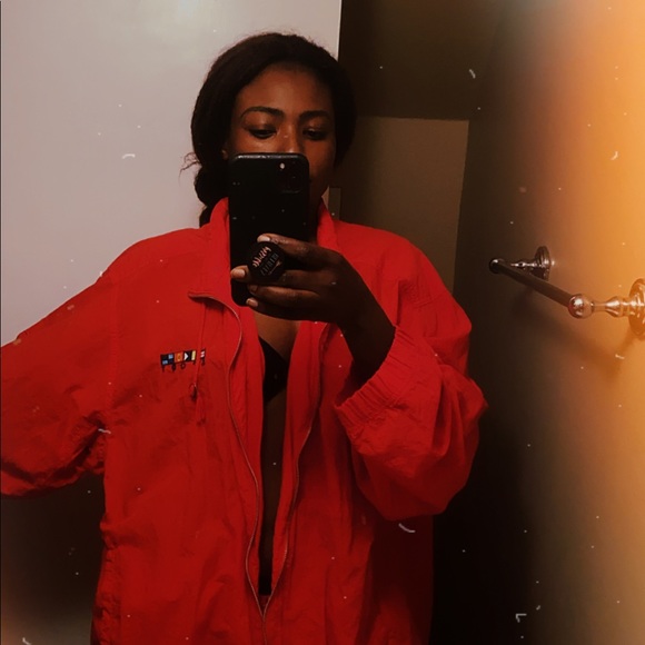 Women’s tracks - Picture 5 of 6